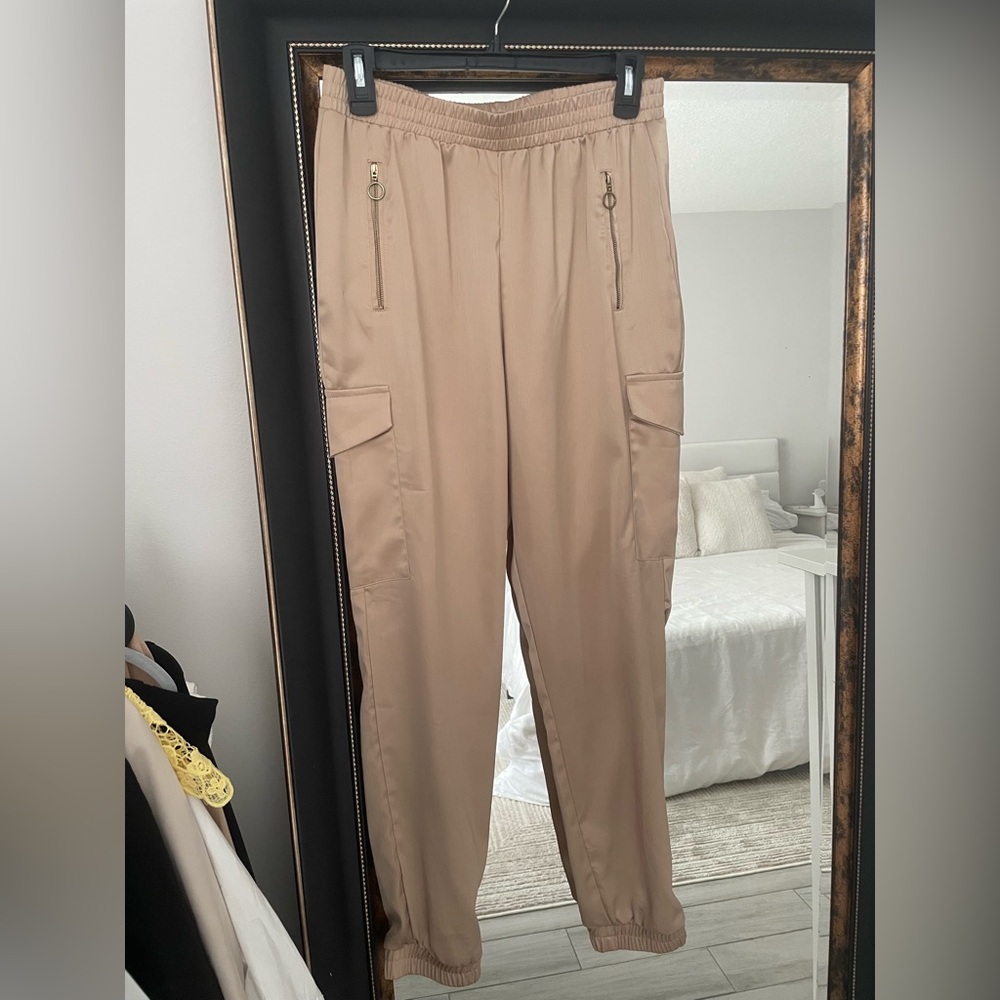 Blashe Silk Beige Joggers View 2